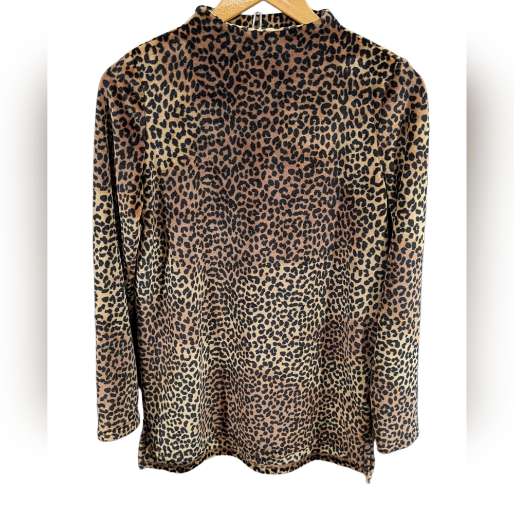 Lands' End Leopard Print Long Sleeve Mock Neck Sleep Top Size Small